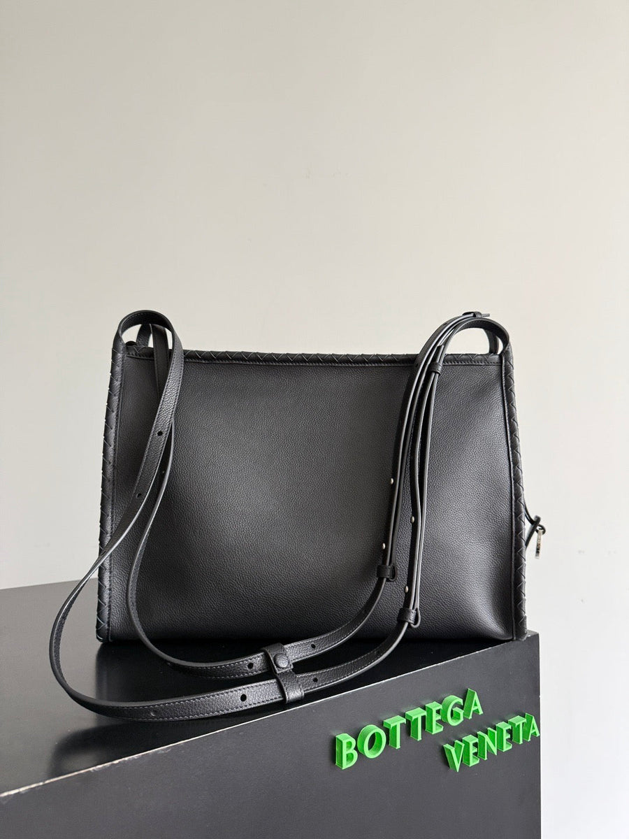 BOTT V CORRIER MESSENGER BAG