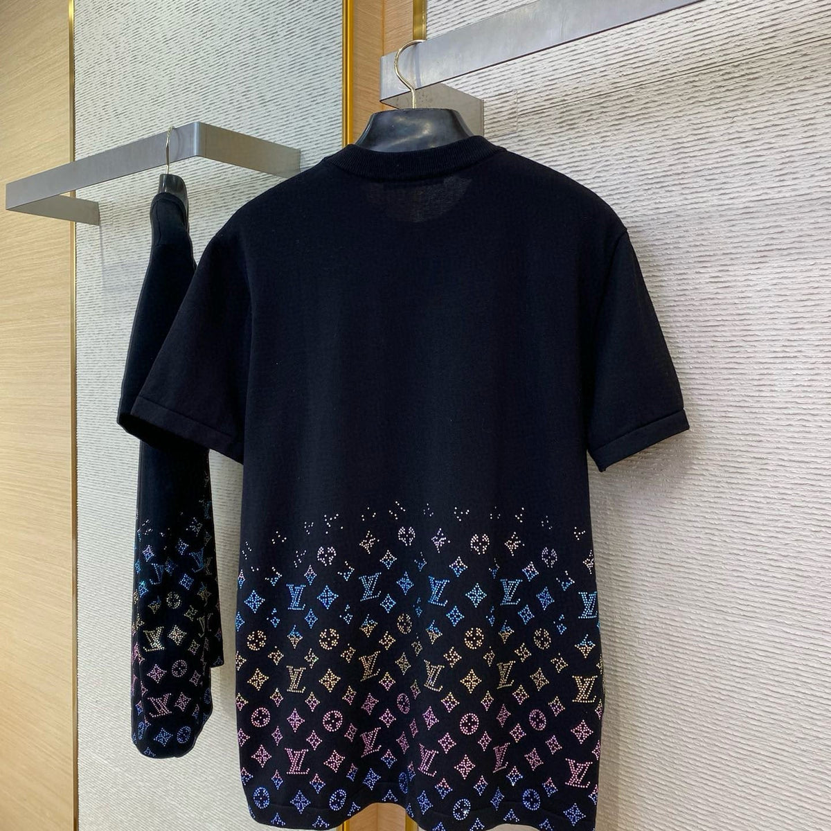 LOU T-SHIRT