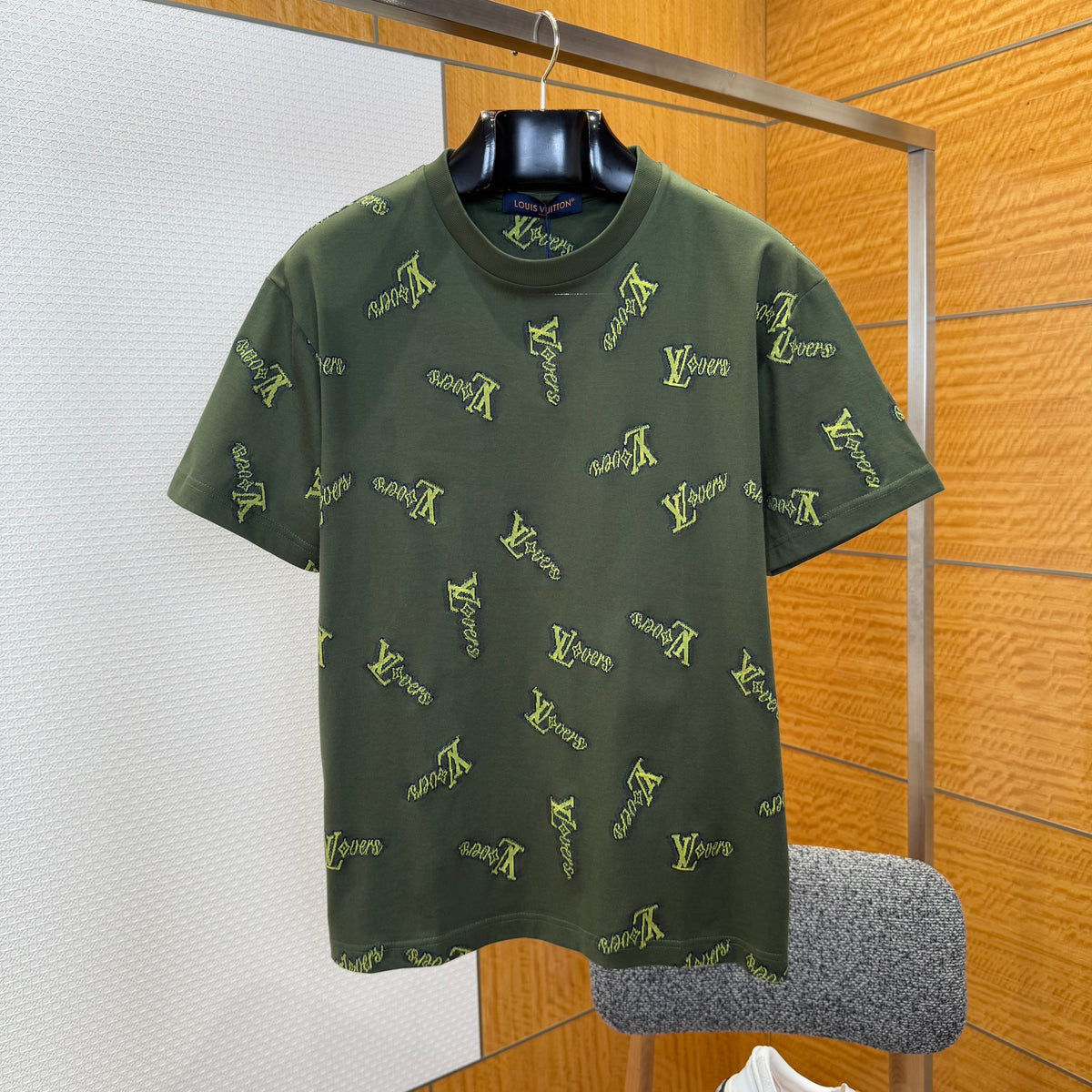 LOU T-SHIRT