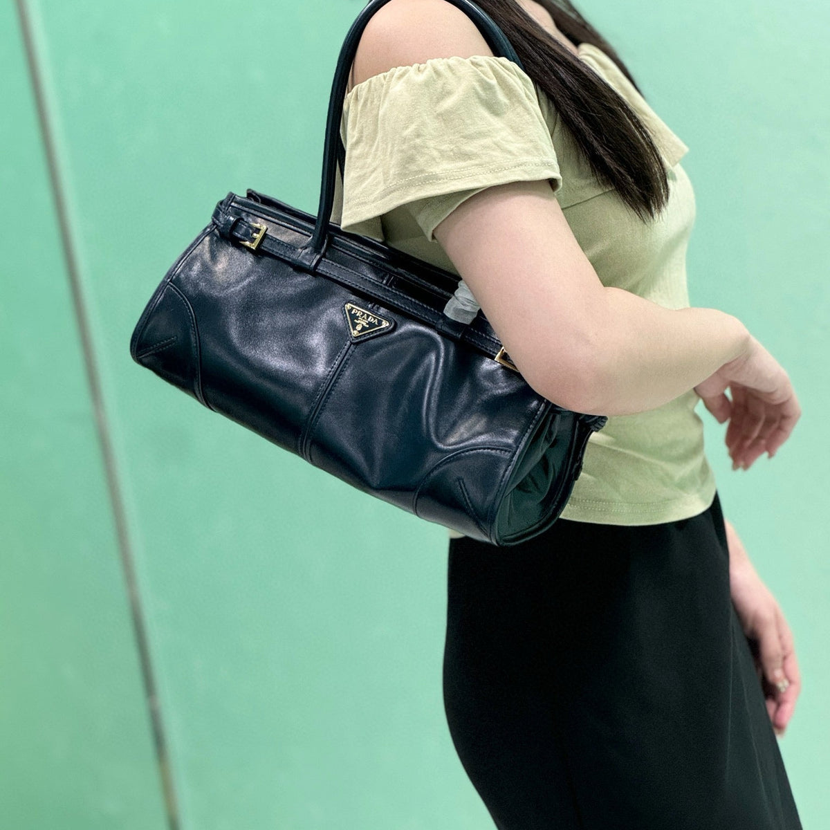 PD MEDIUM LEATHER HANDBAG