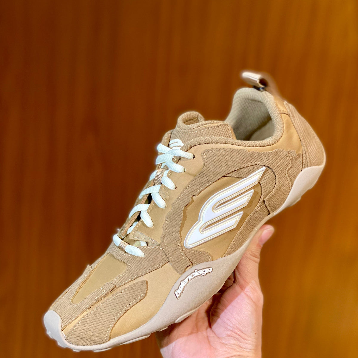 BAL MONDAY ULTRA SNEAKERS