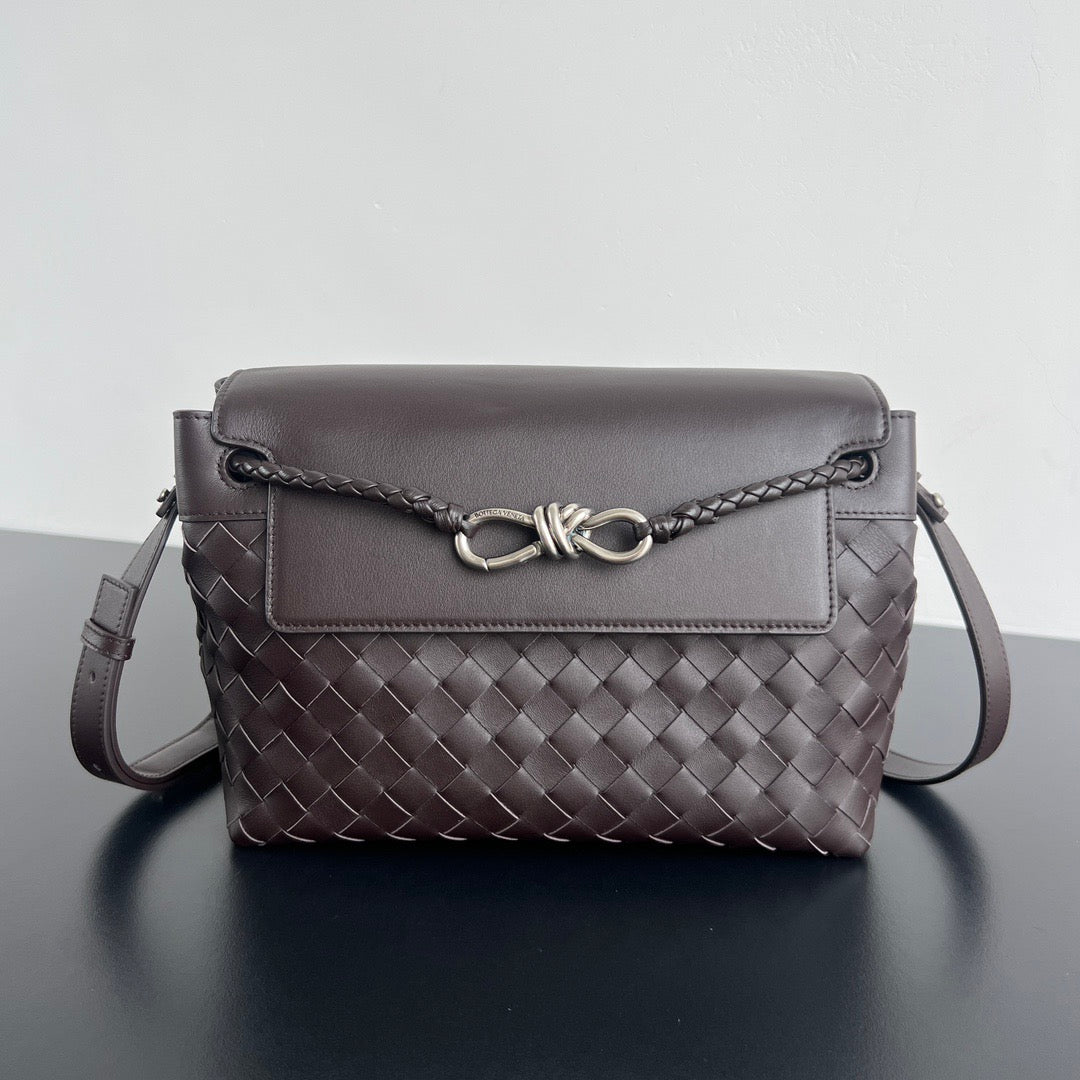 BOTT V SMALL ANDIAMO MESSENGER BAG