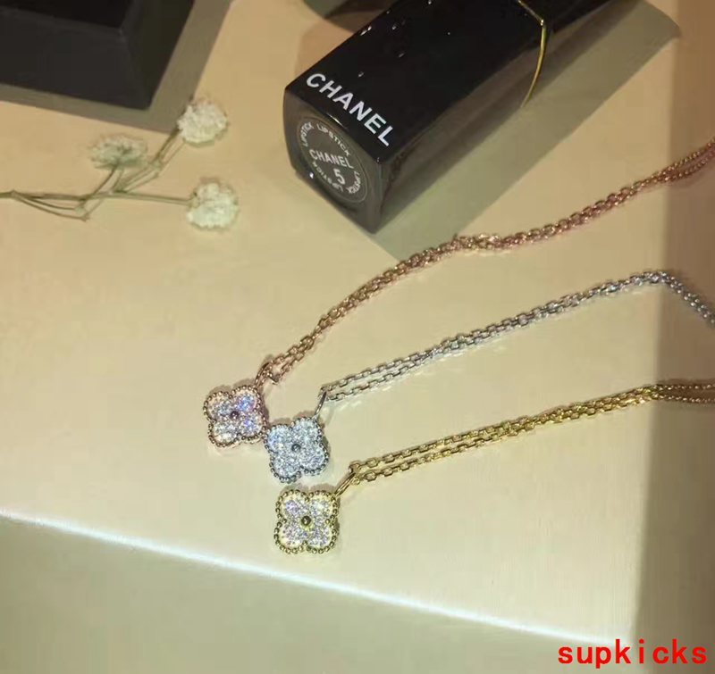 Van Cleef & Arples Jewelry