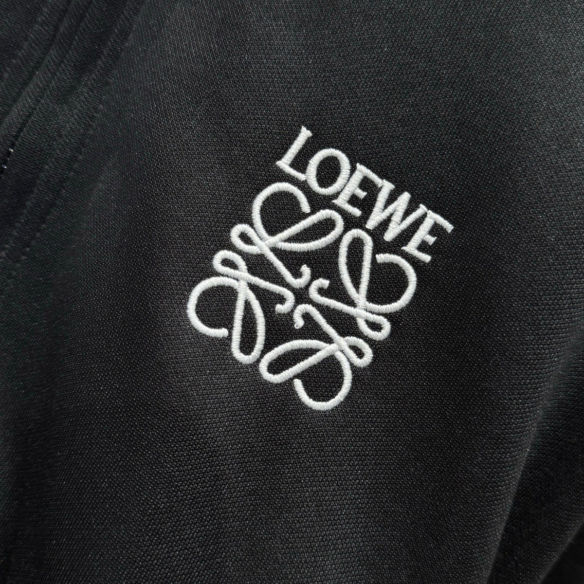 LOEW BOMBER