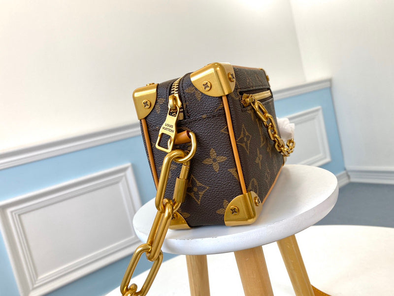 I W Fashion Lu-Vi bags - 17084