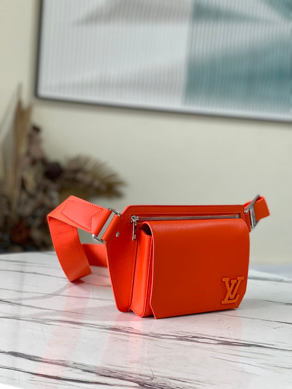 I W Fashion Lu-Vi bags - 17037