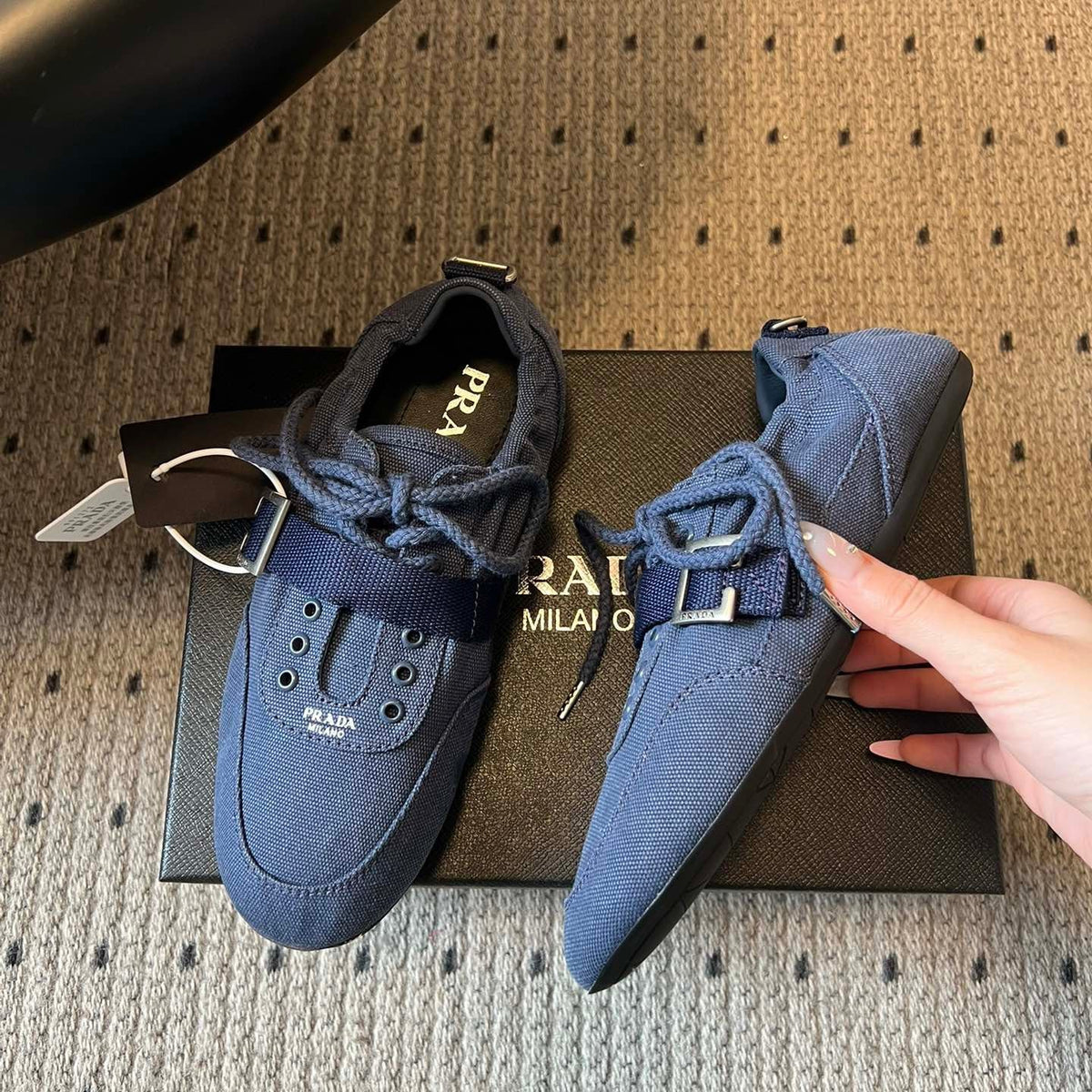 PD COLLAPSE SNEAKERS