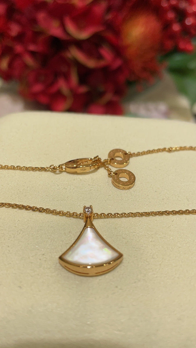 BVLG NECKLACE