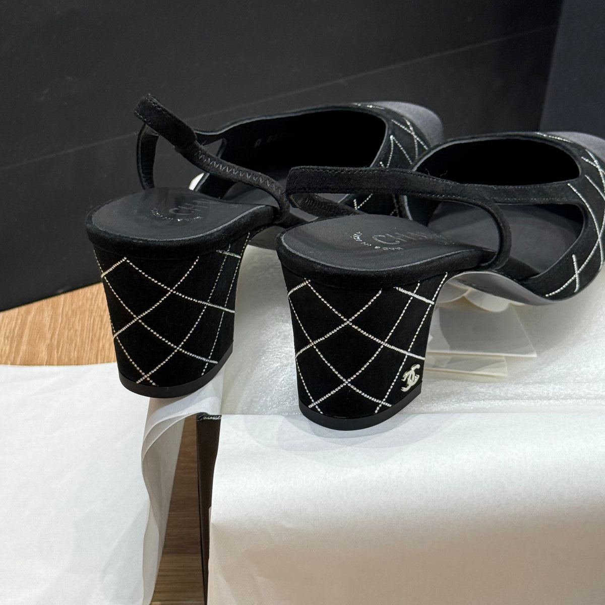 CC SLINGBACK PUMPS