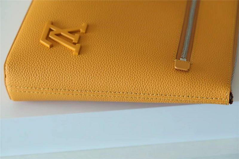 I W Fashion Lu-Vi bags - 10689