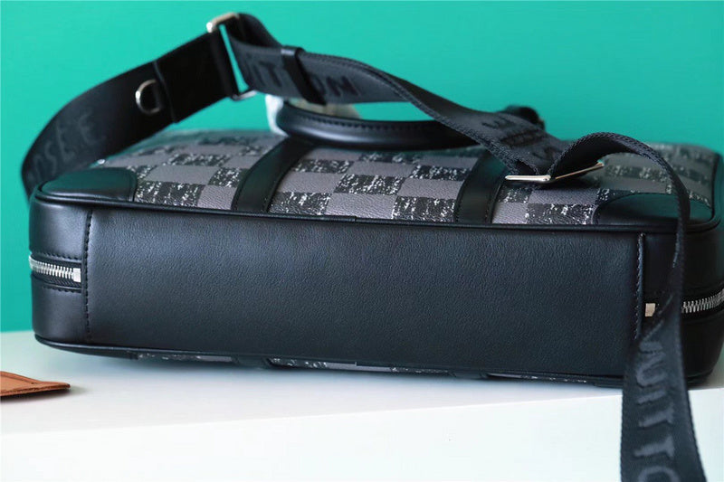 I W Fashion Lu-Vi bags - 9809