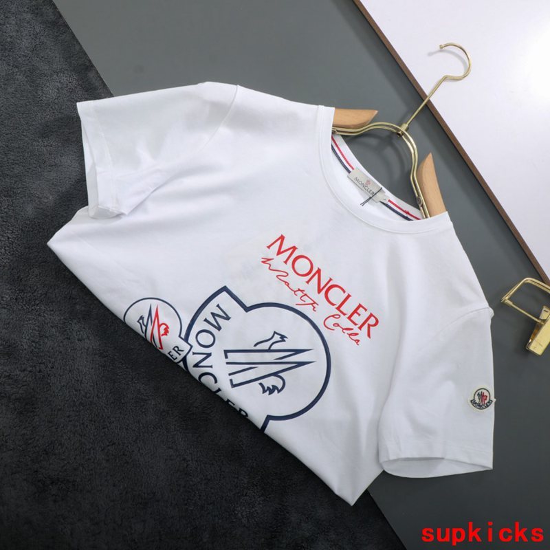 Moncler Luxury Cloth