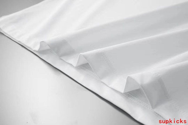 Moncler Luxury Cloth