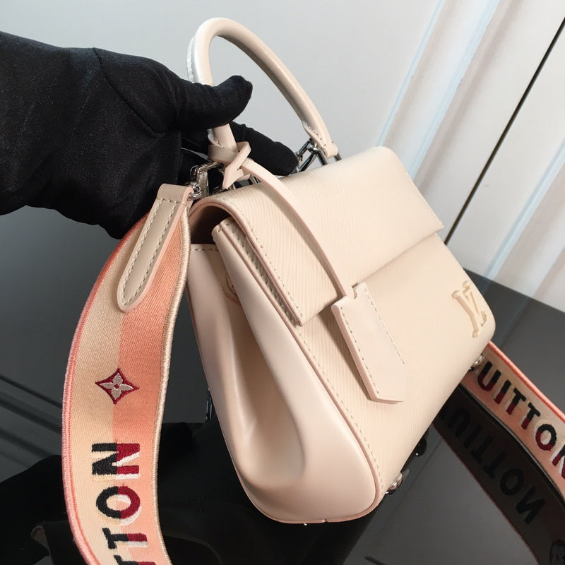 I W Fashion Lu-Vi bags - 17101
