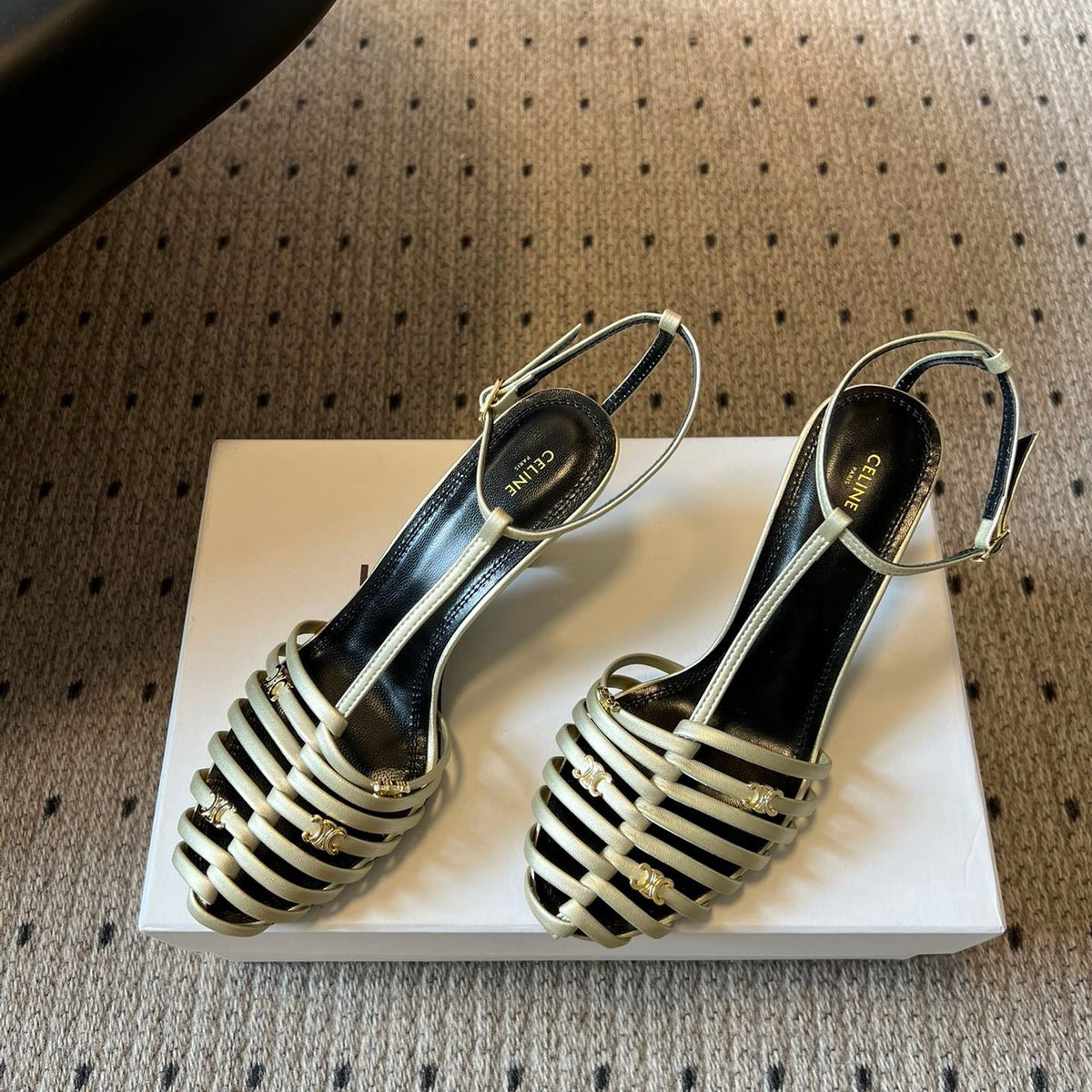 CEL HEELS