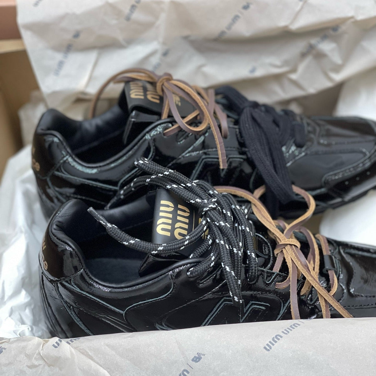 MIU M x NEW BALANCE TRAINERS