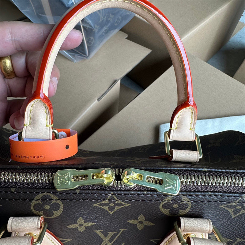 PHA - LOV Bags - 537