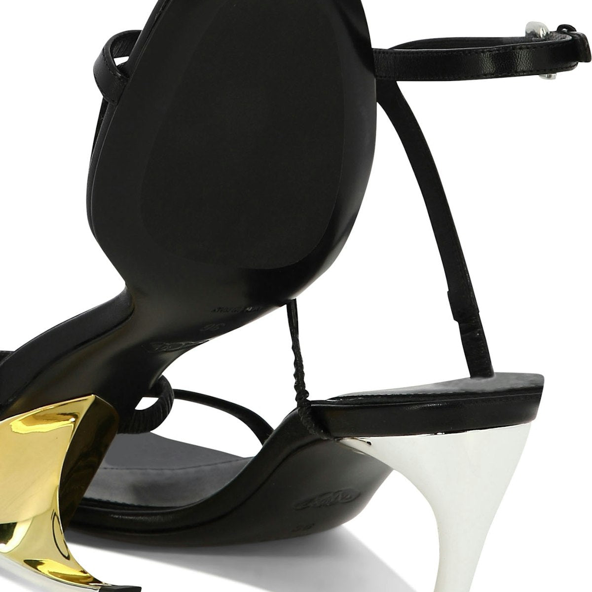 "ARMADILLO" SANDALS