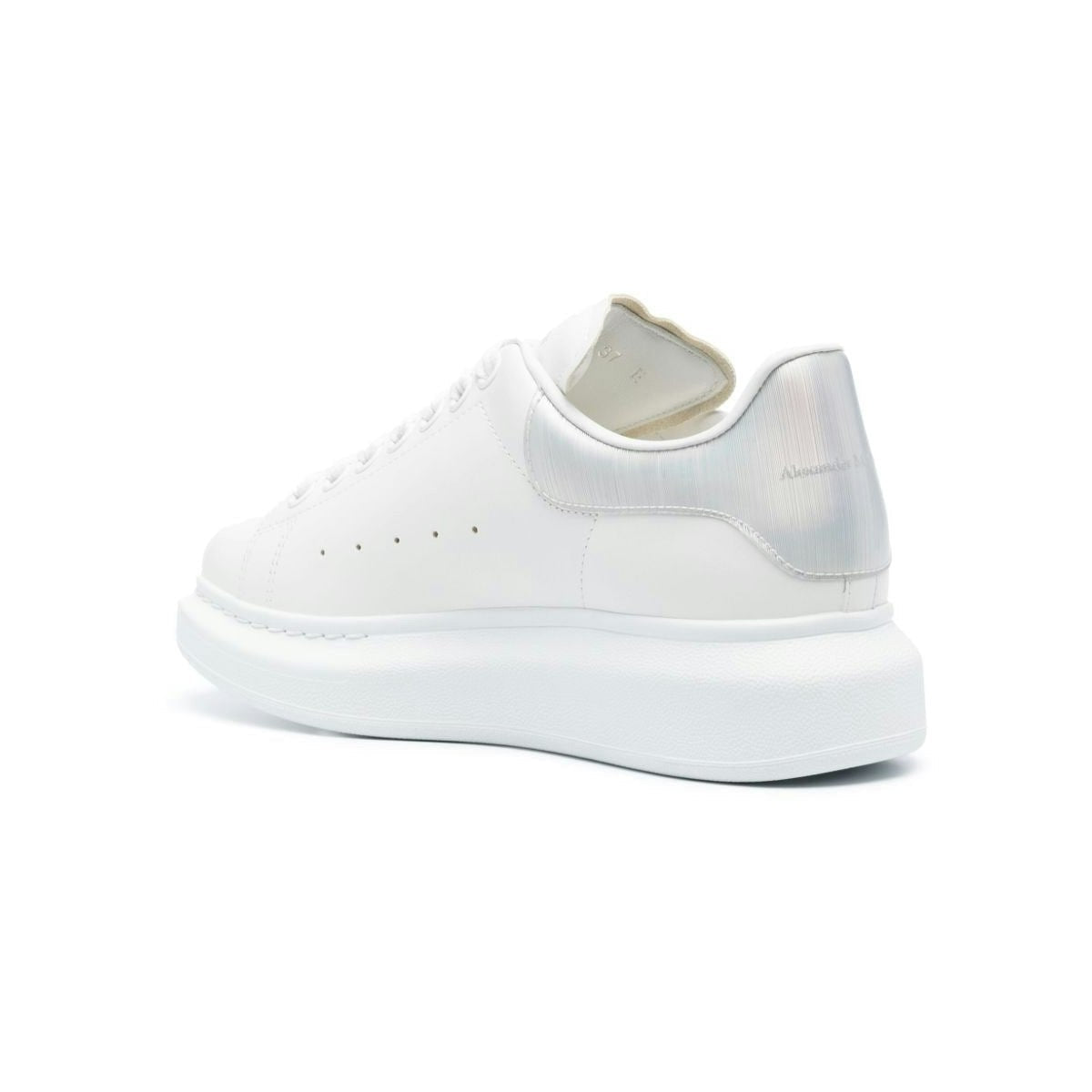 OVERSIZED LEATHER SNEAKERS