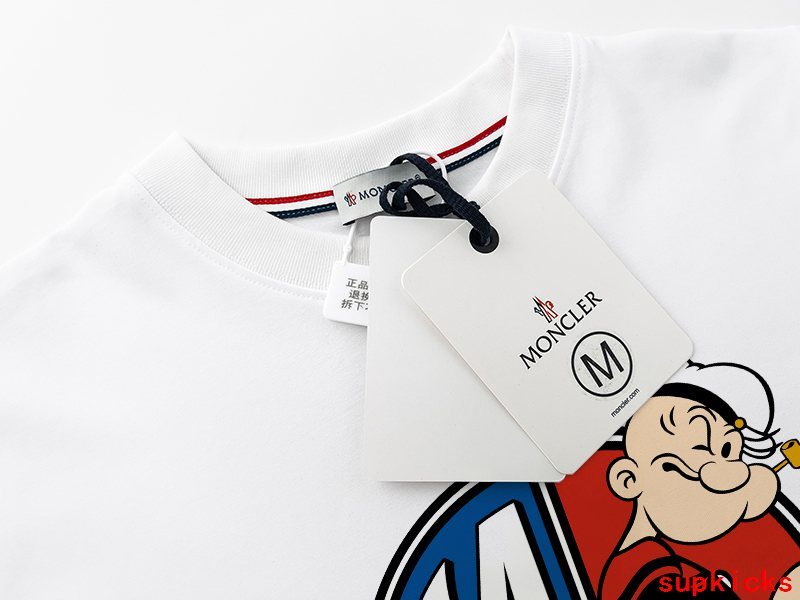Moncler Luxury Cloth