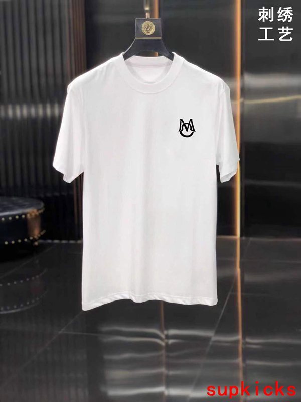 Moncler Luxury Cloth