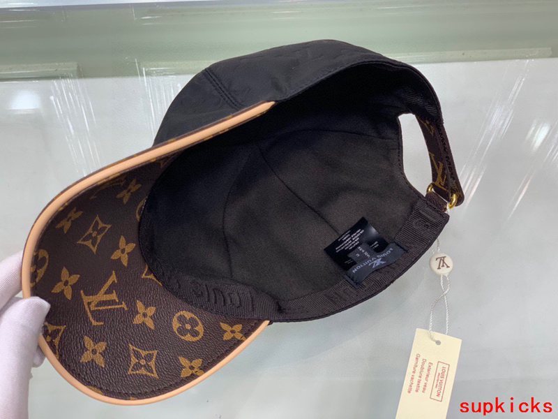 Louis Vuitton Luxury Cap