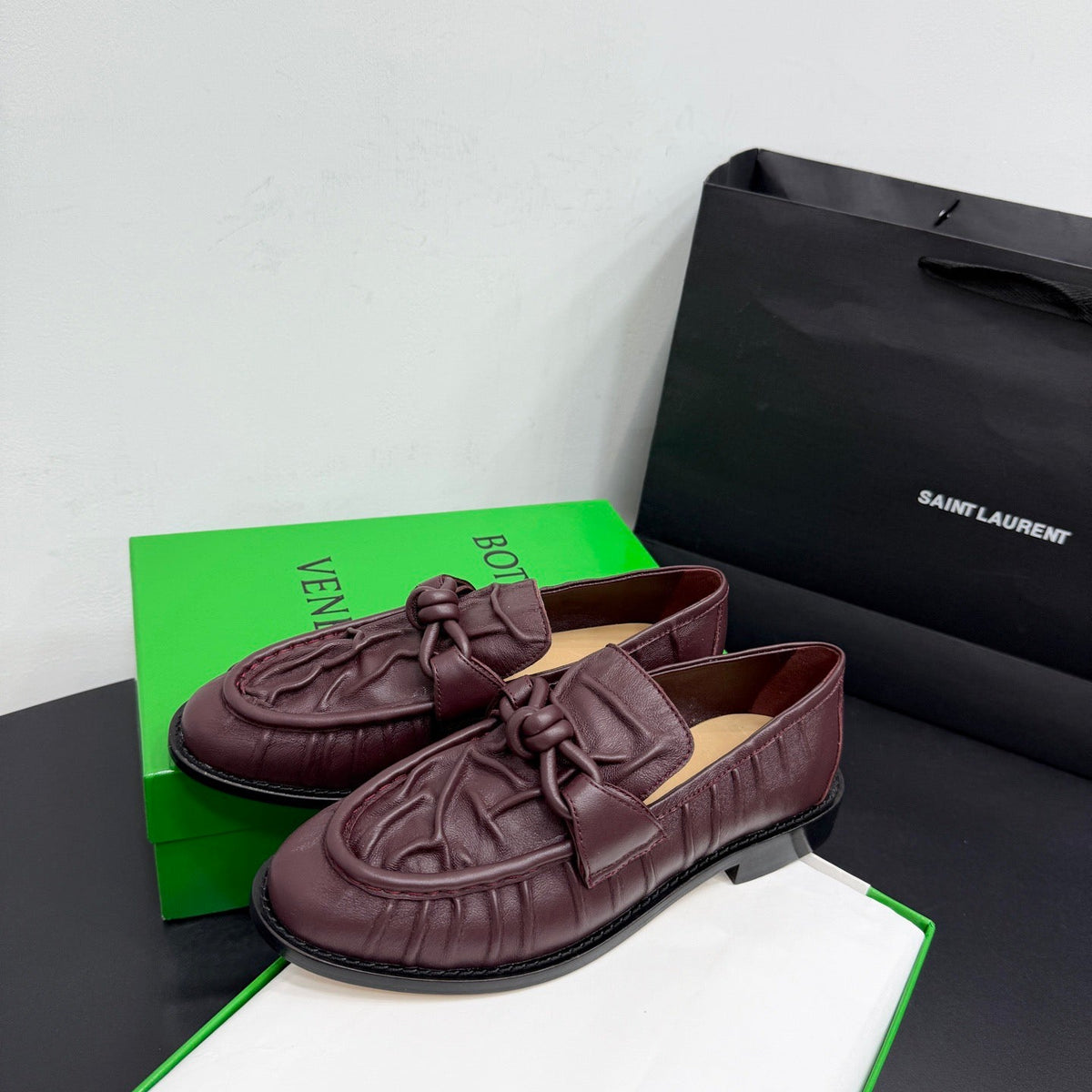BOTT V LOAFERS