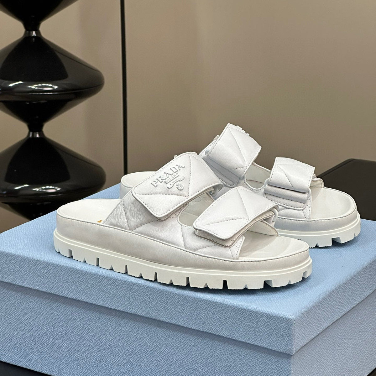 PD NAPPA LEATHER SLIDES
