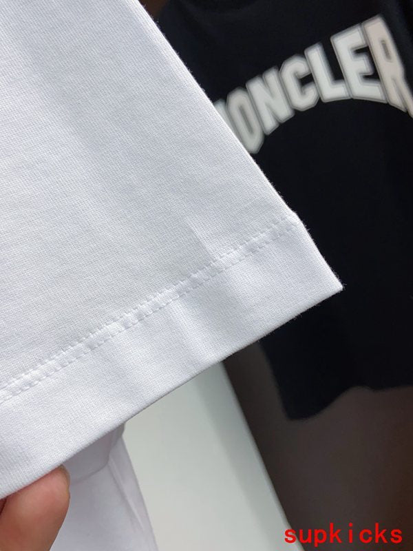 Moncler Luxury Cloth