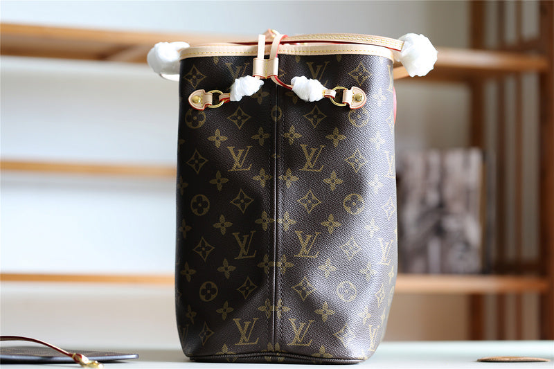 I W Fashion Lu-Vi bags - 8109