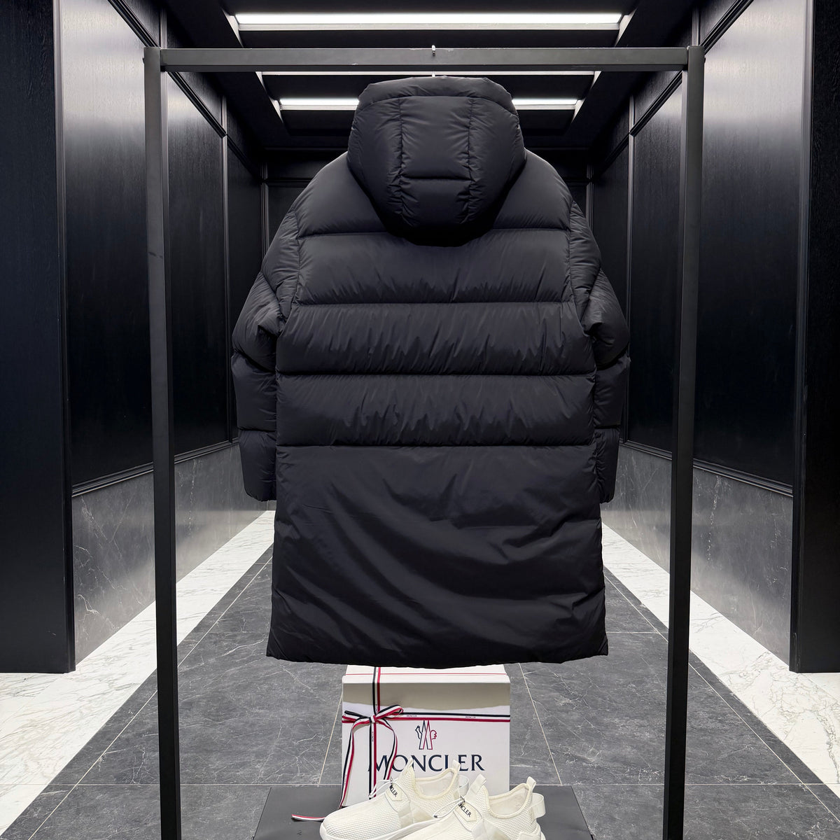 MONC BOSONA COAT