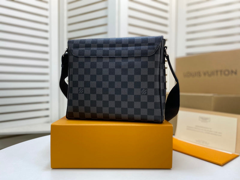 I W Fashion Lu-Vi bags - 17652