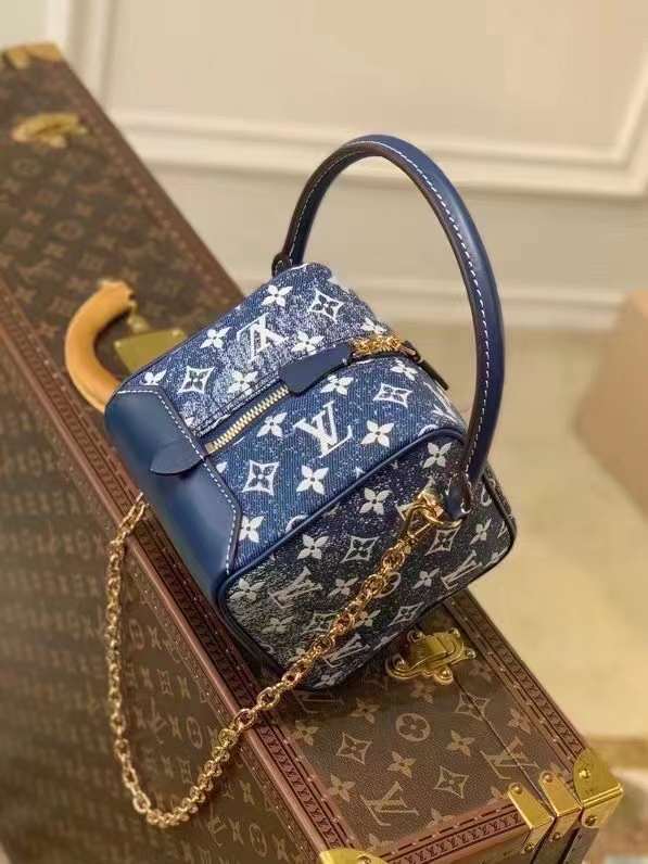 LOV2 Bags - Luxurious Bags  690