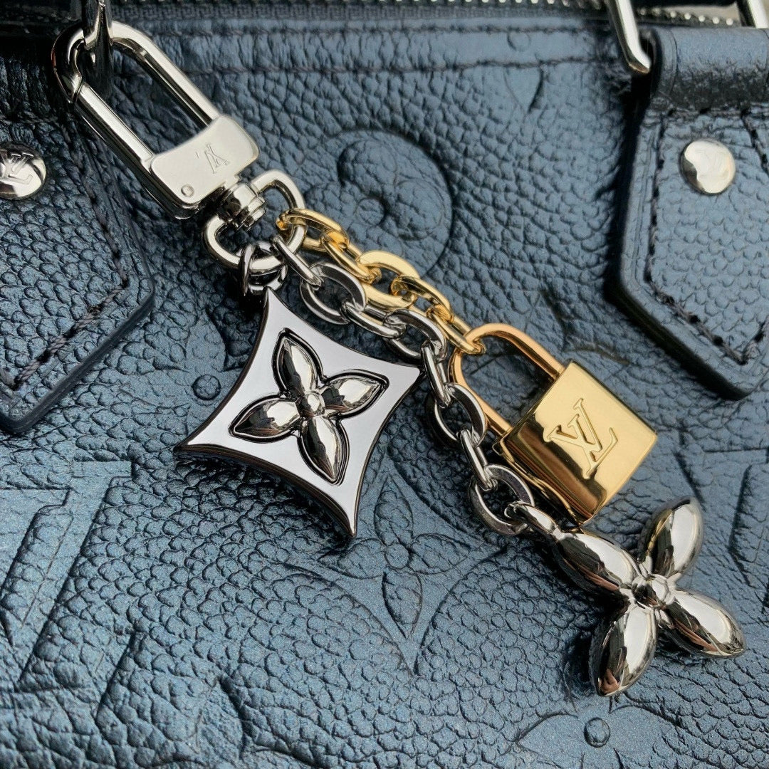 LOU NANO SPEEDY BAG