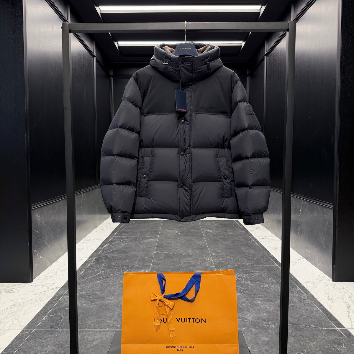 LOU PUFFER JACKET