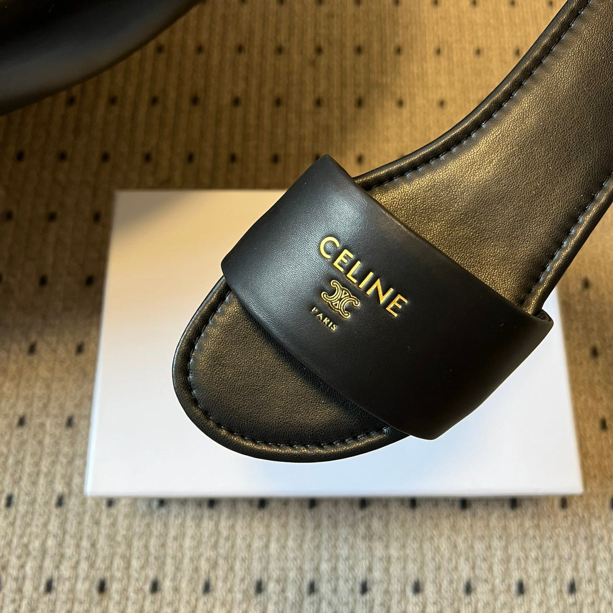 CEL SANDALS