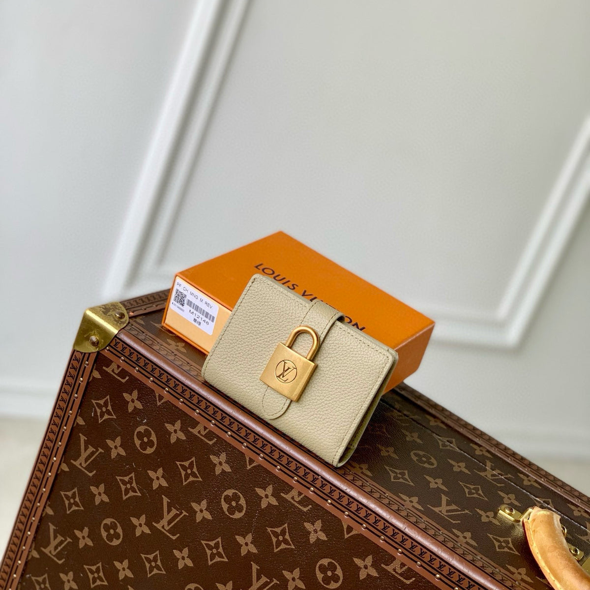 LOU LOW KEY COMPACT WALLET