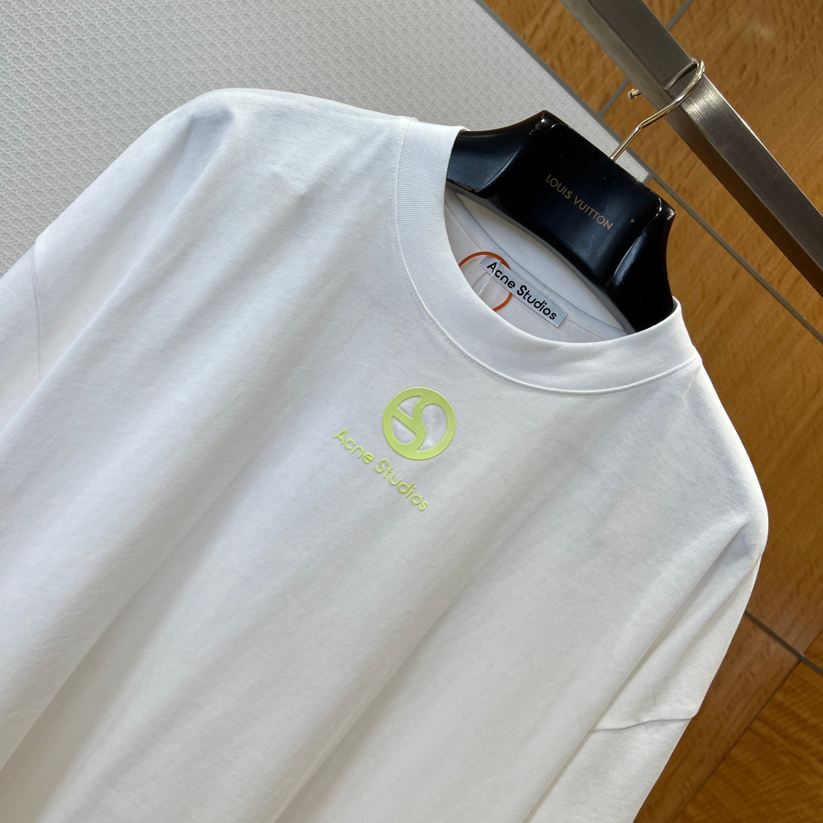 ACNE T-SHIRT