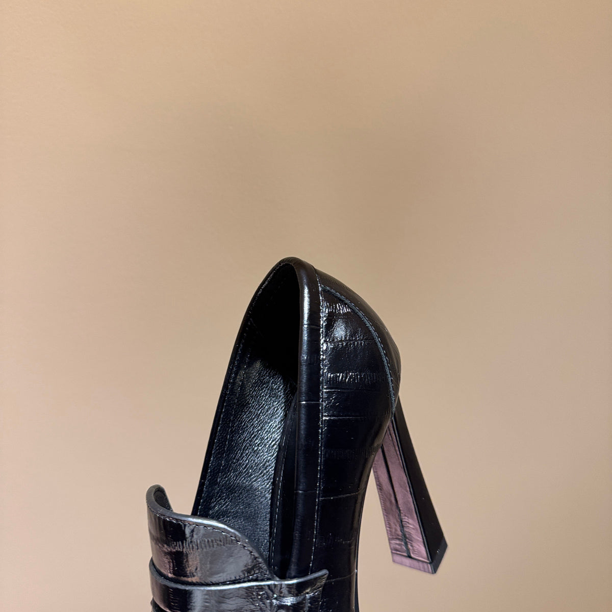 SL HEELS