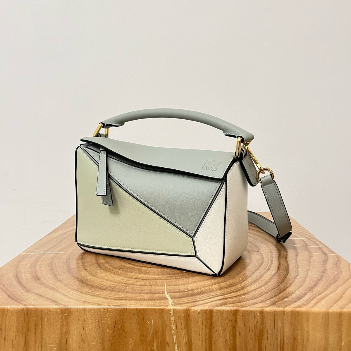 LOEW SMALL PUZZLE BAG
