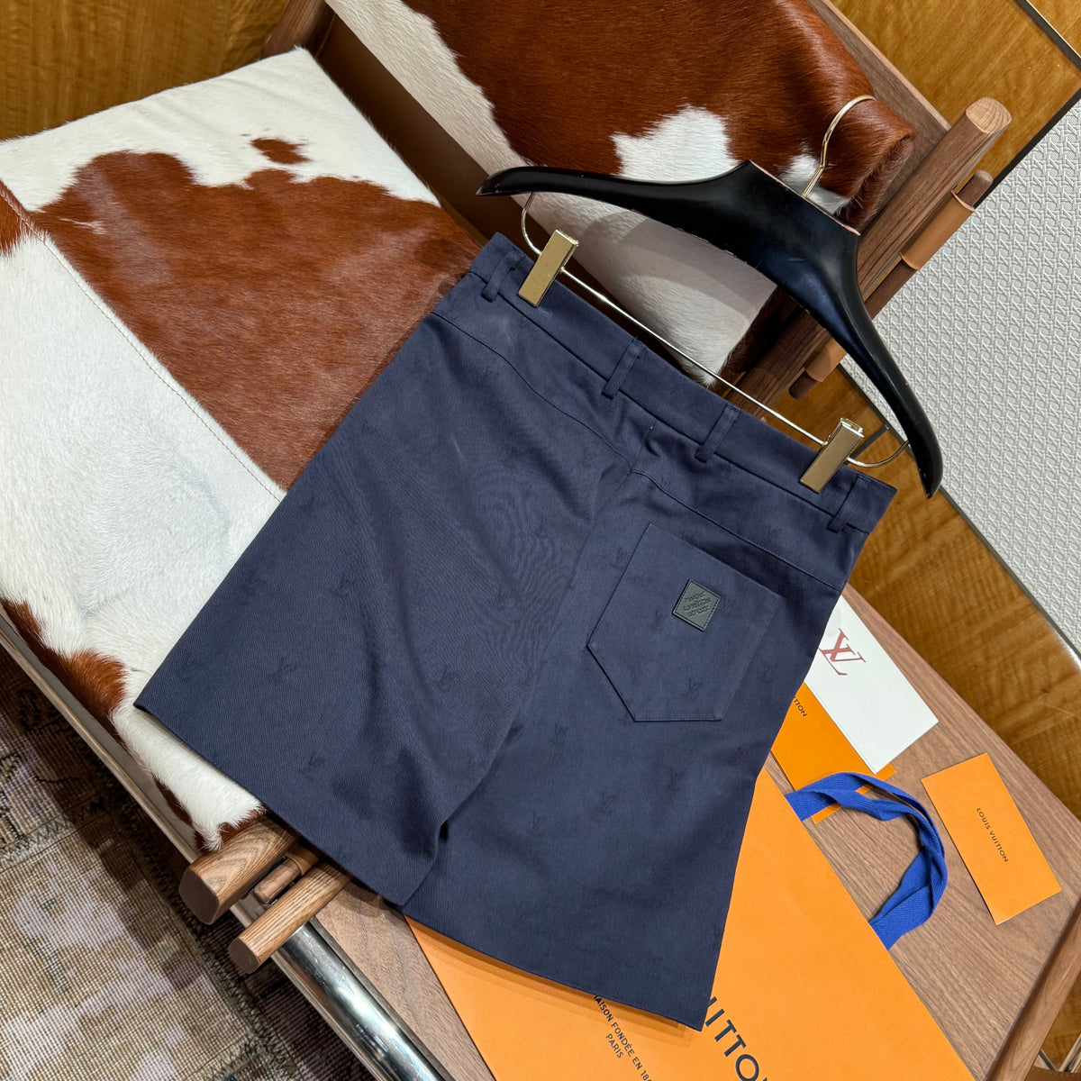 LOU SHORTS