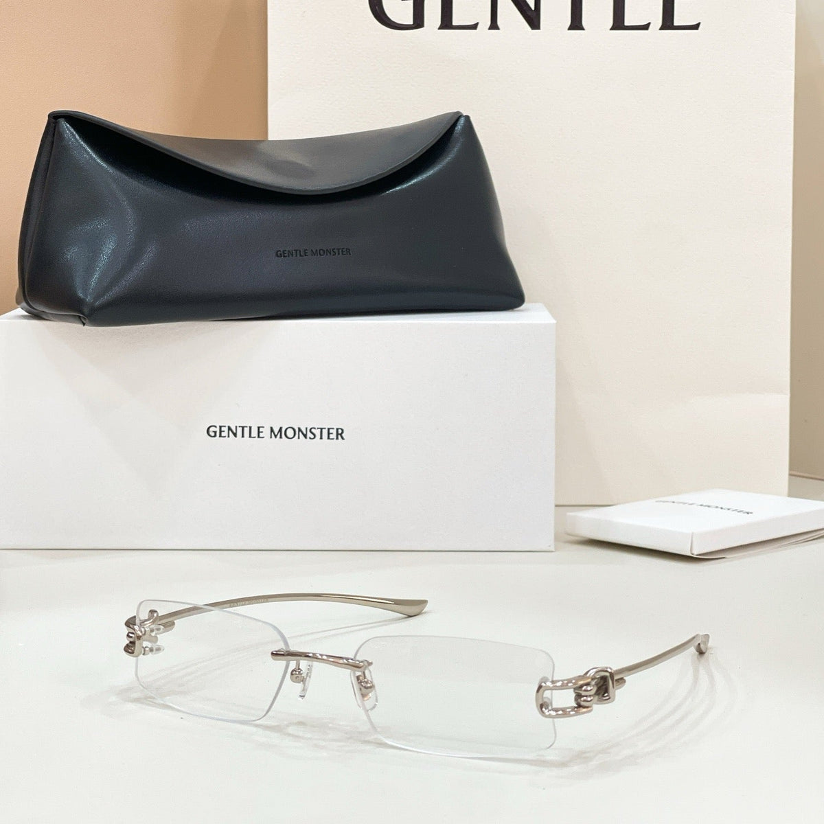 GENTLE M SUNGLASSES