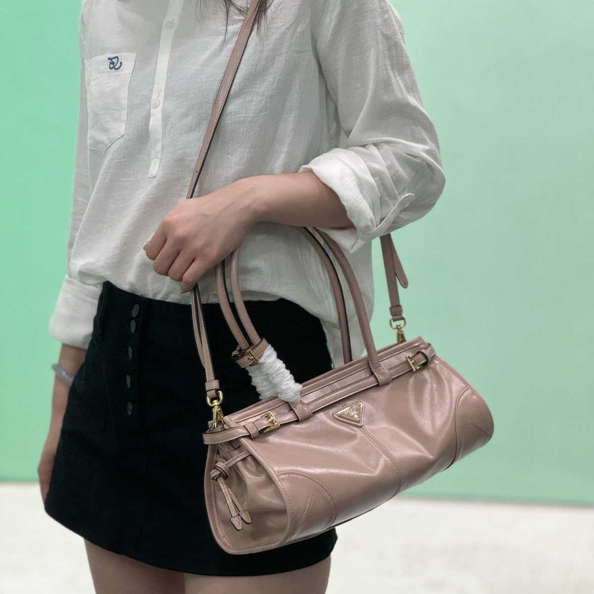 PD MEDIUM LEATHER HANDBAG