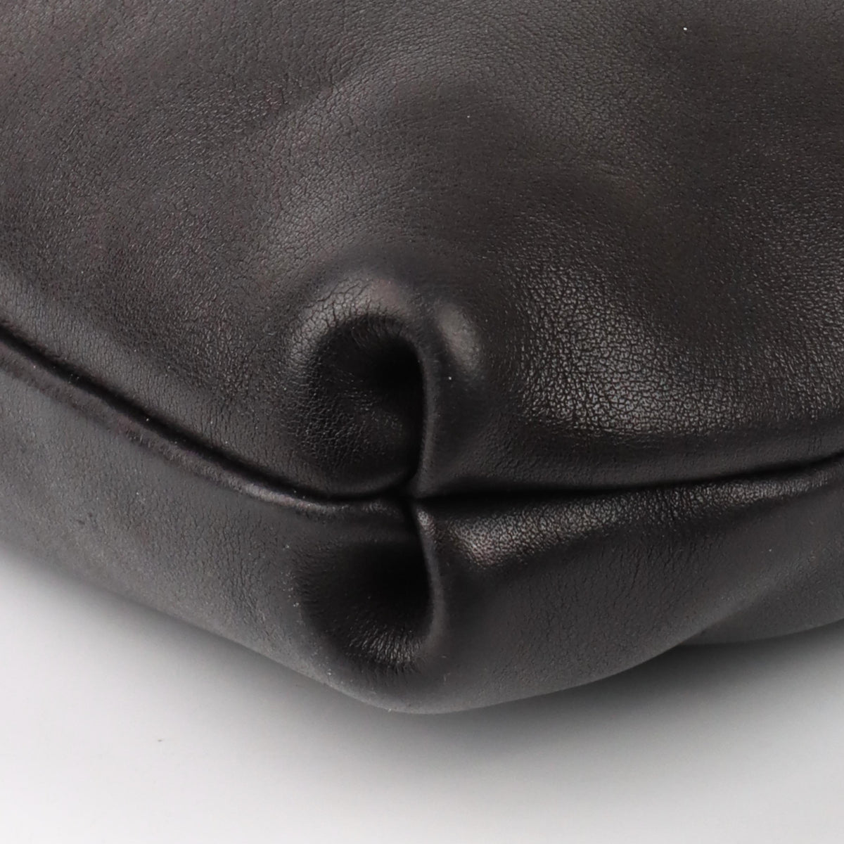 Gucci Black Leather Tote With Tassel.