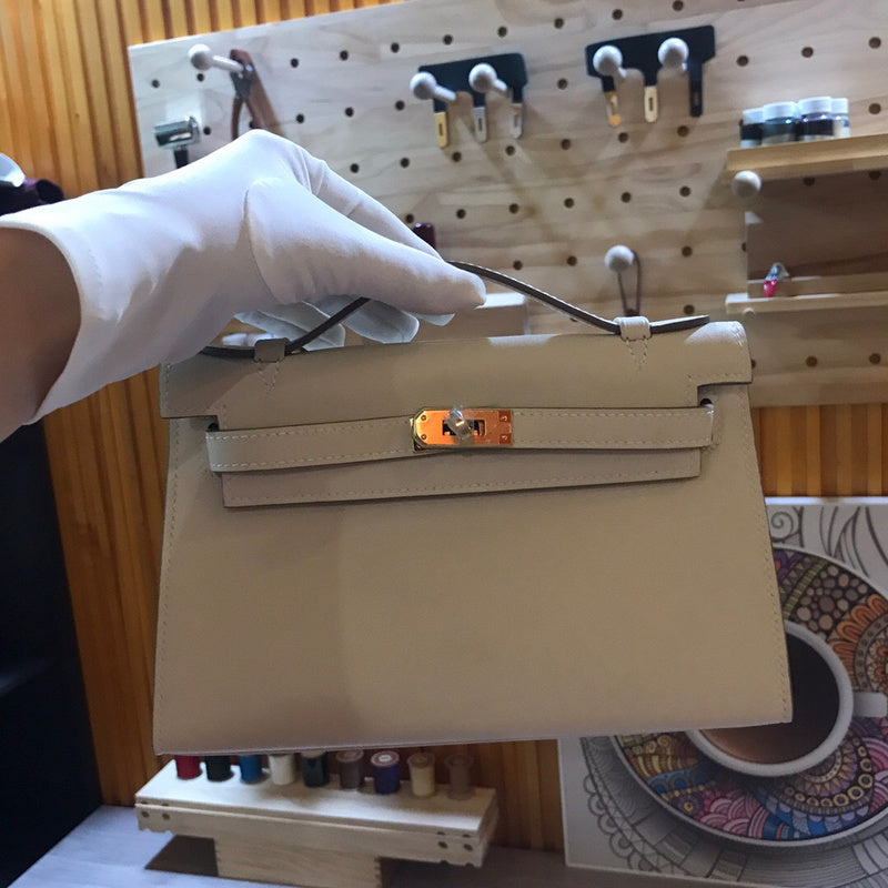 PHA - HMS Bags - 2230