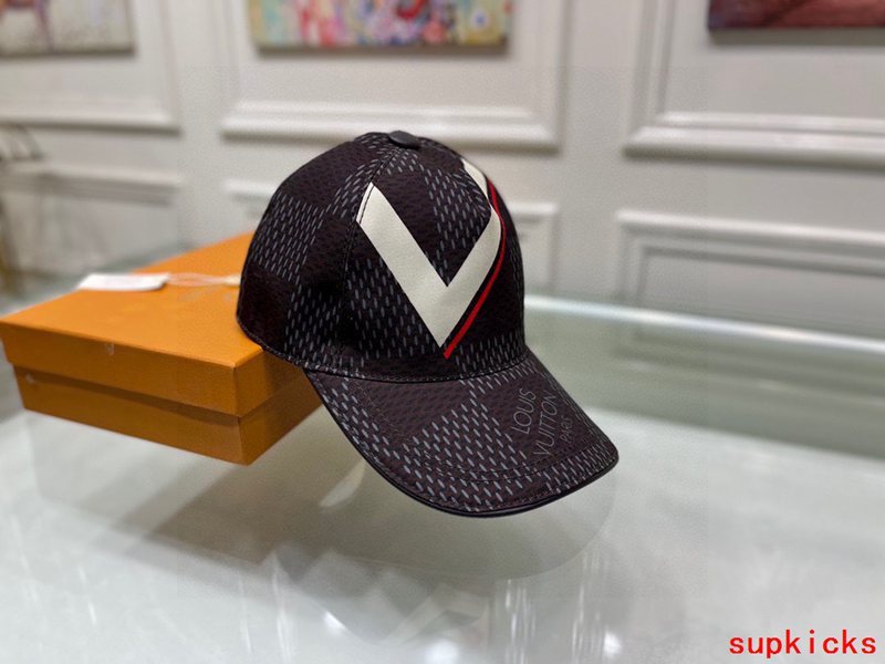 Louis Vuitton Luxury Cap