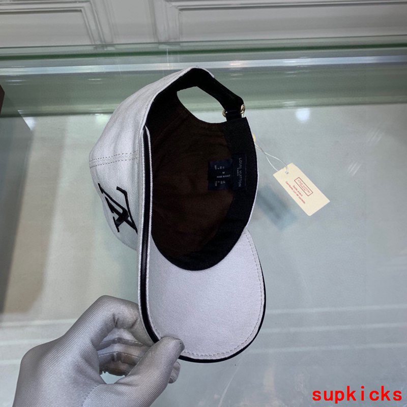 Louis Vuitton Luxury Cap