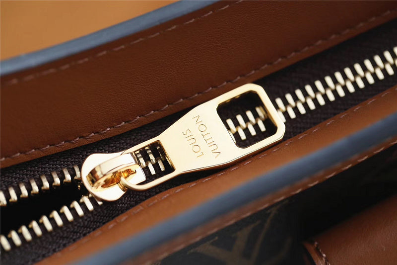 I W Fashion Lu-Vi bags - 8110