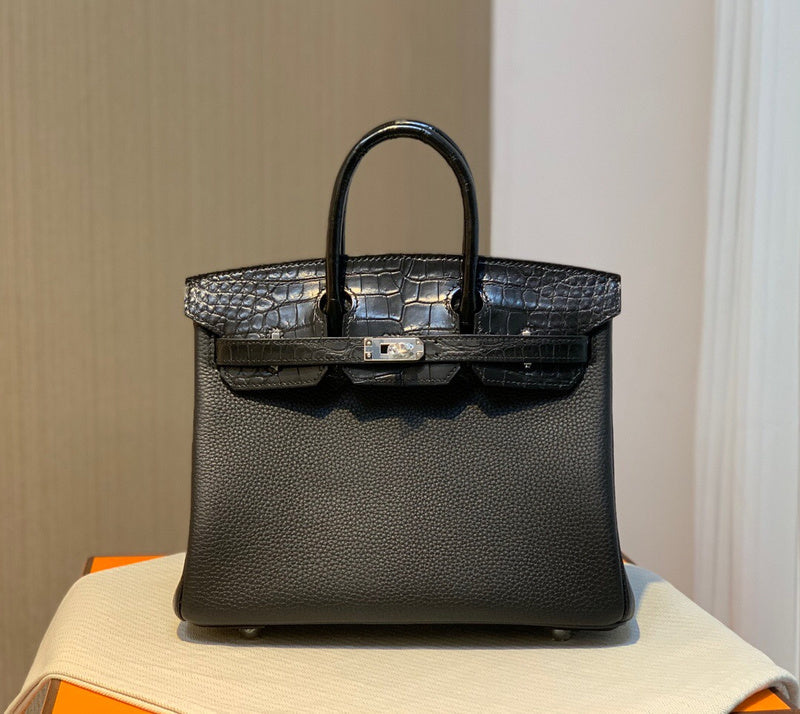 PHA - HMS Bags - 1705