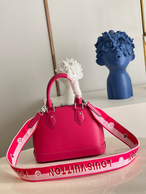 I W Fashion Lu-Vi bags - 17266